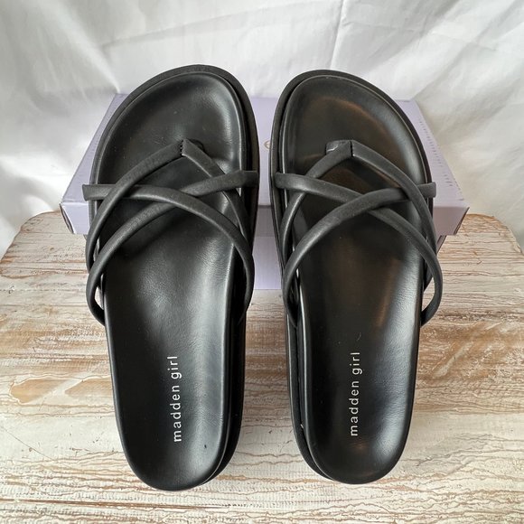NIB!! Madden Girl Fowler Paris Black Platform Sandals - Picture 3 of 12